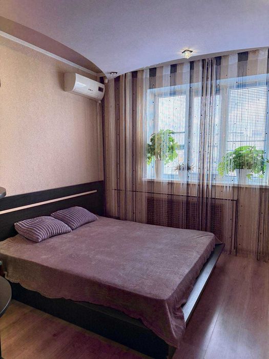 Сдам 3 комн. квартиру ул. Амосова, д.56