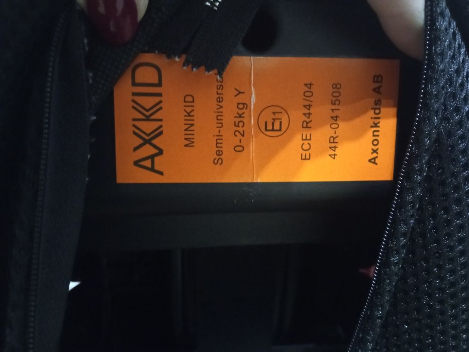 Fotelik Axkid Minikid 2.0 RWF czerwony