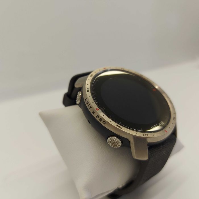 Smartwatch Polar Grit X Pro Titan