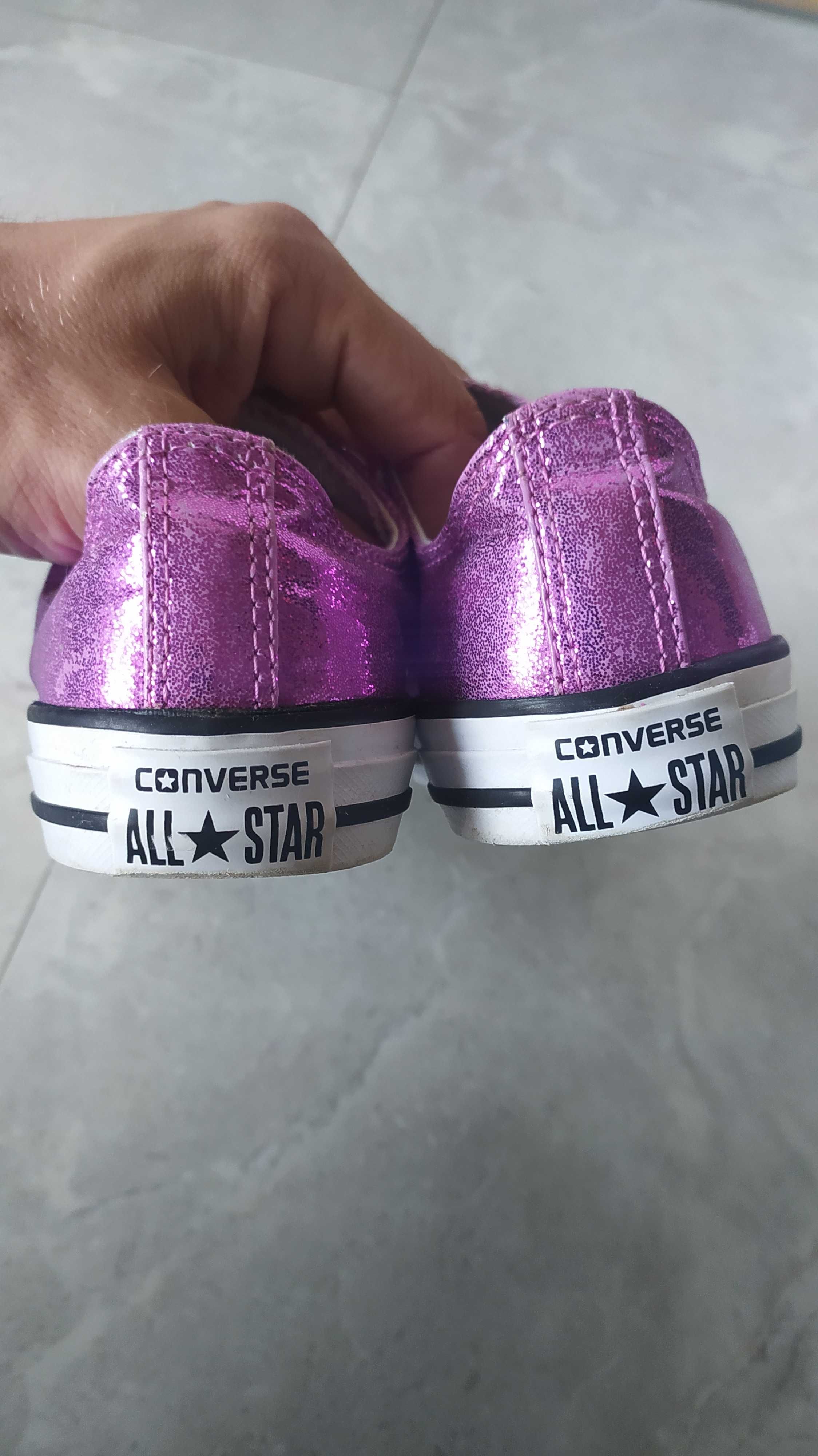 Piękne trampki Converse 34r jak nowe