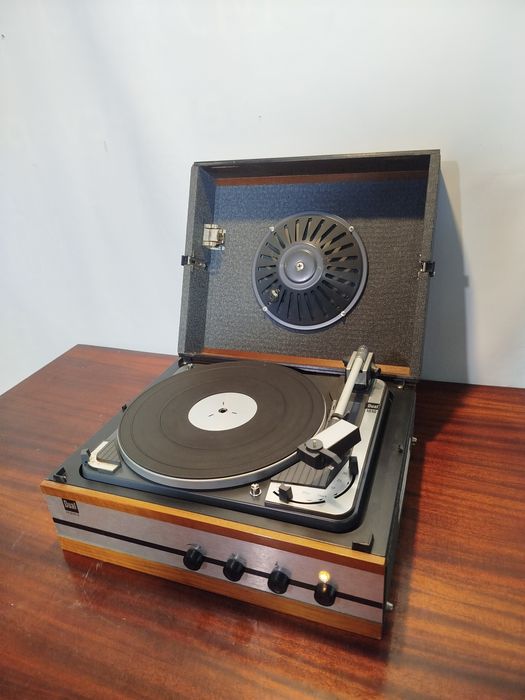 Вінтажний вініловий програвач Dual  H1010, made in Germany