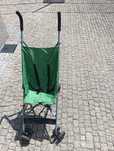 Carrinho de Passeio de Bebé – Leve e Prático
