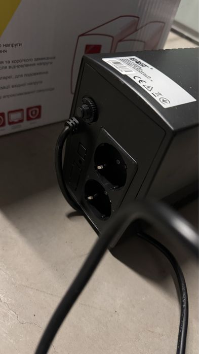 Бесперебійник акамулятор