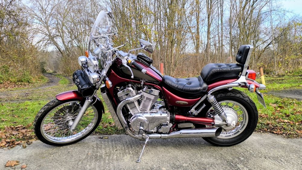 Suzuki Intruder vs 800