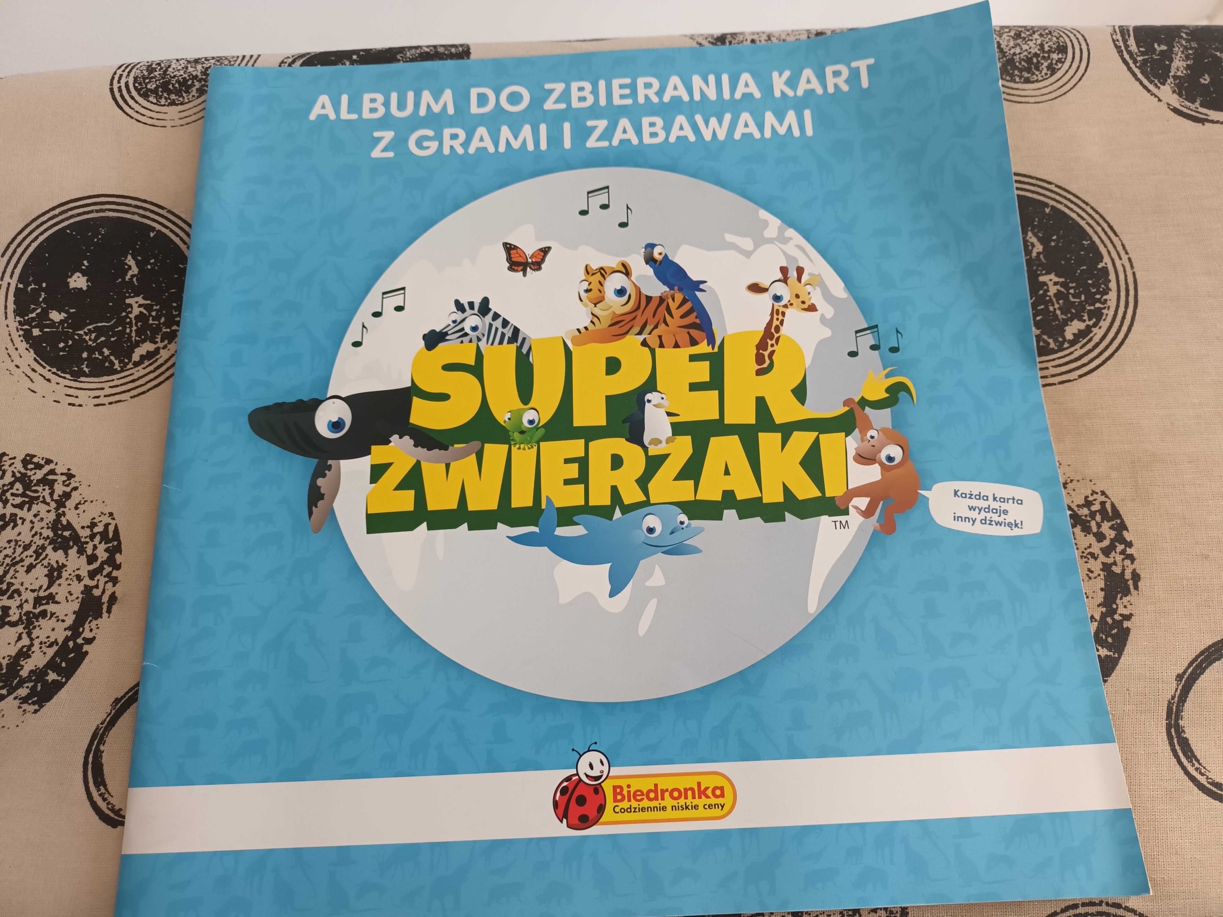 Super zwierzaki, album do zbierania naklejek biedronka