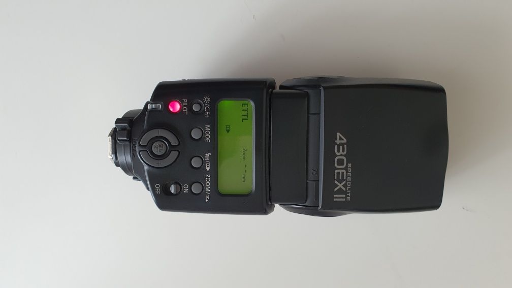 Canon speedlite 430 EX II