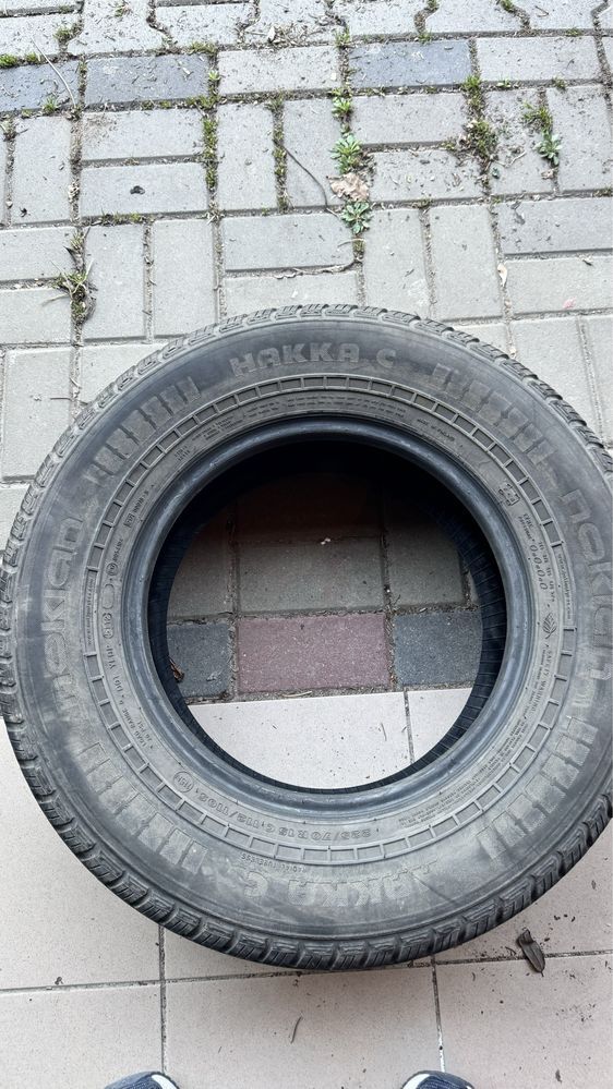 Opony letnie nokian hakka c 225/70/15c