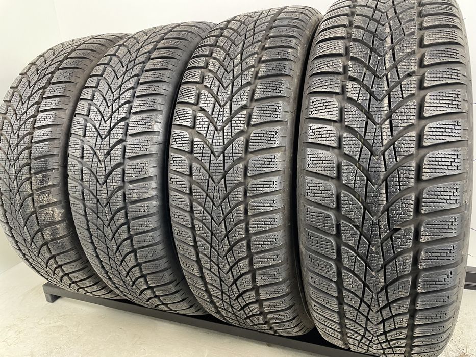 225/55R17 97H Dunlop SP Winter Sport 4D * DSST RSC MOE