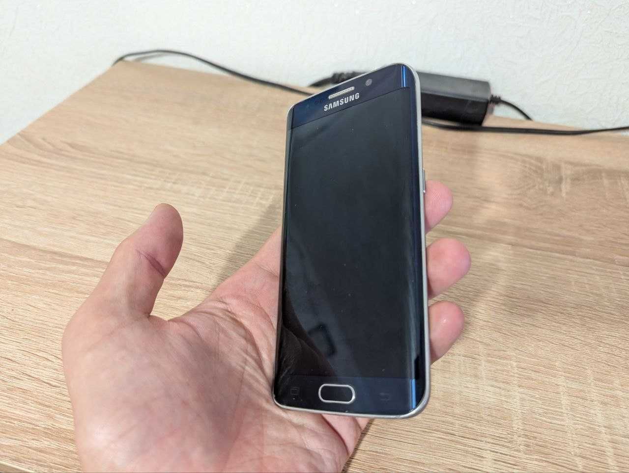 Samsung SM-G925F Galaxy S6 Edge гарний в колекцію
