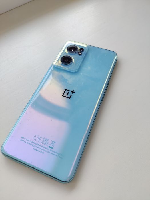 Oneplus nord ce 2 8/128 на запчастини або під відновлення