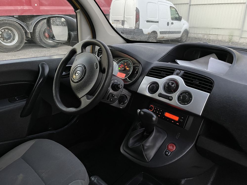 Renault Kangoo z.e 2012