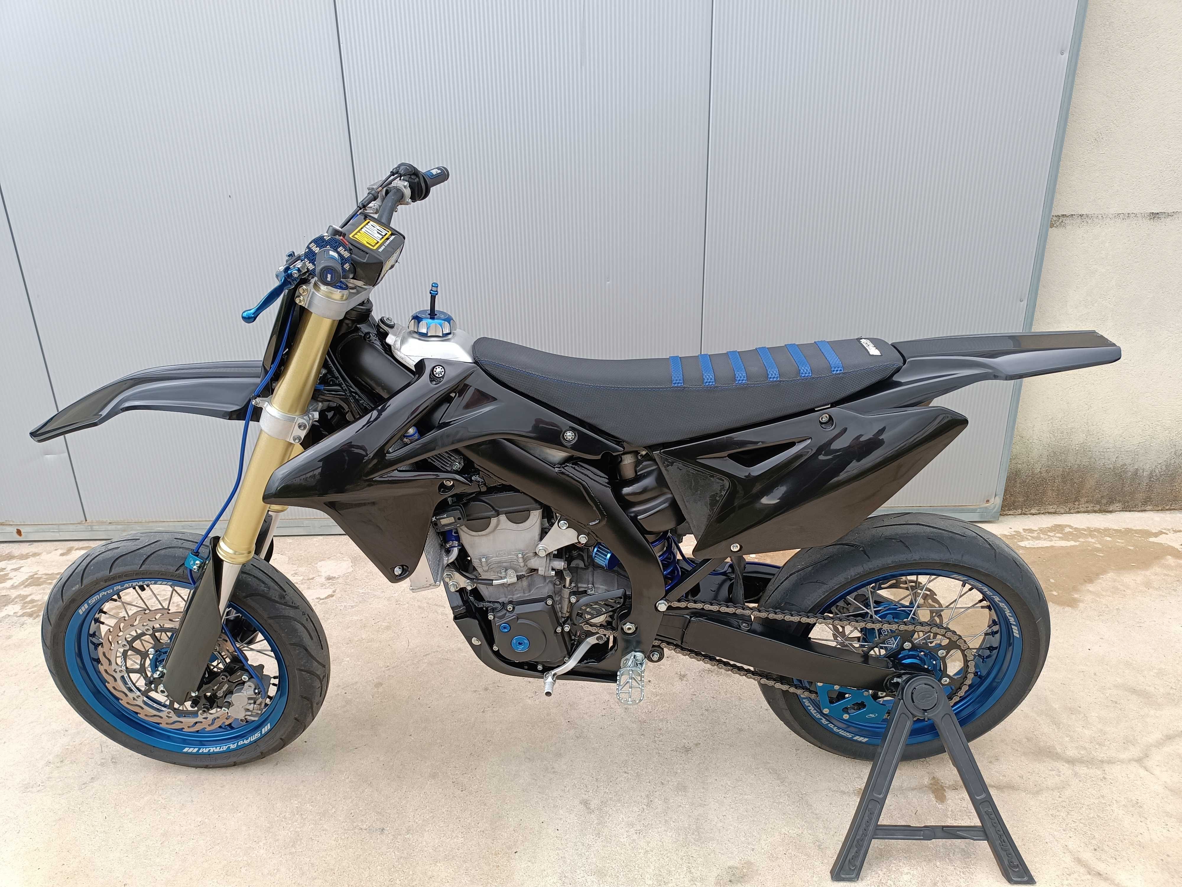 Suzuki RMZ 450 Supermotard