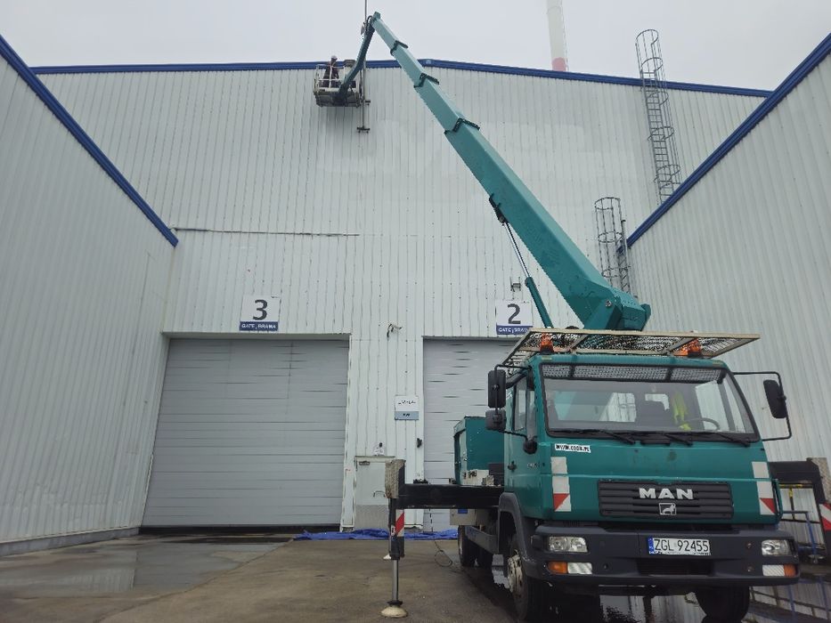 Podnośnik koszowy 32,22m,