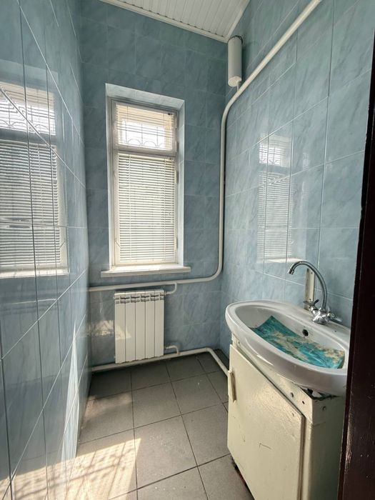 Продаж приміщення ( магазин) 44 м2.