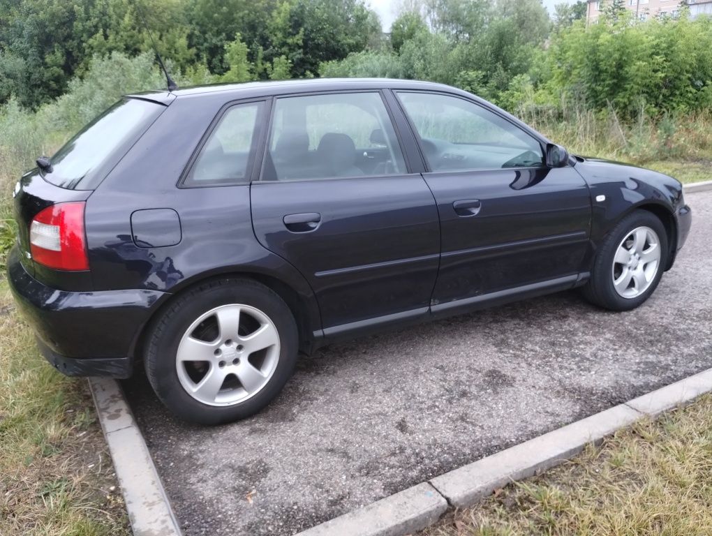 AUDI A3 * 1,6 benzyna * Niski przebieg tylko 208.000 * Możliwa Zamiana
