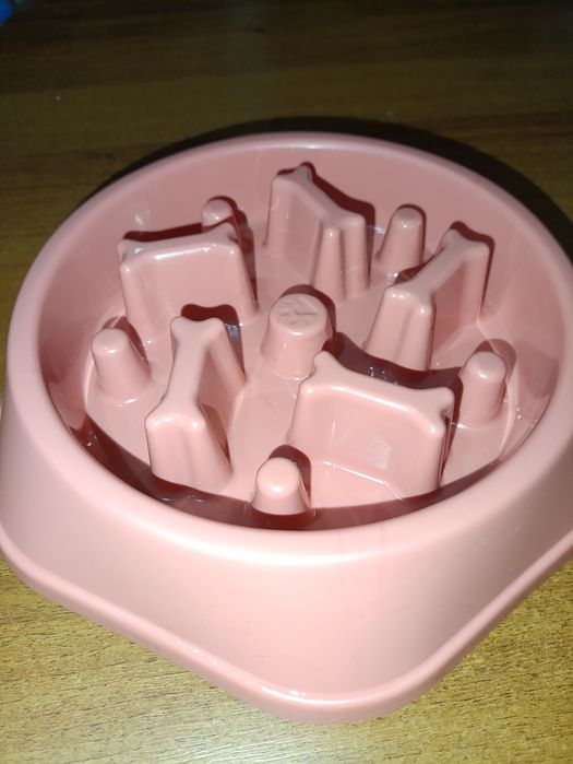 Миска  для собак .