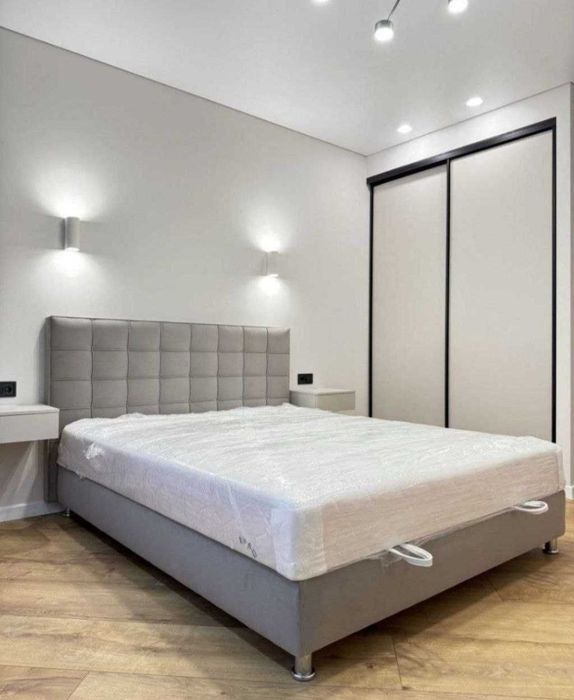 1-кімнатна 48кв.м ,,На Щасливому "З РЕМОНТОМ! Студентська 24а