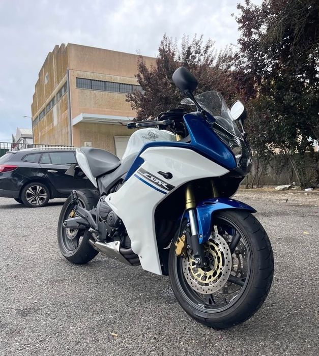 CBR 600F, 2011, 25.000km