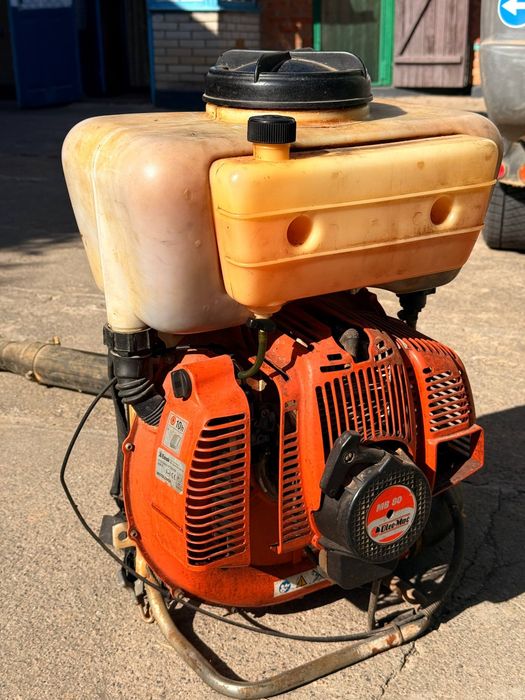 Обприскувач Oleo-Mac MB 80