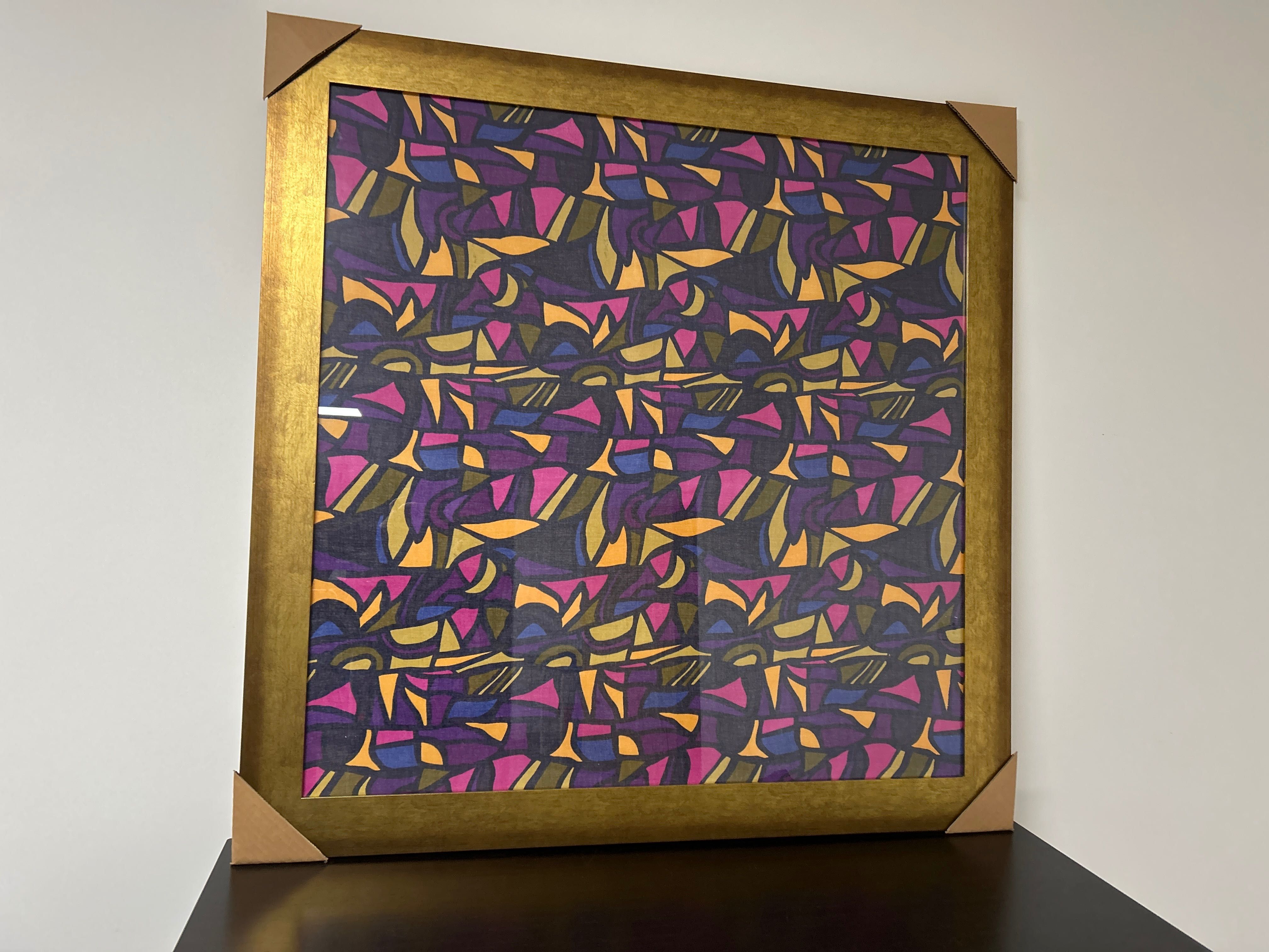 Quadro com lenço.