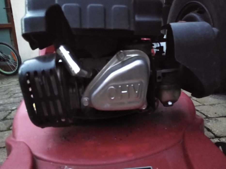 Kosiarka Mountfield spalinowa z napędem Uszkodzona