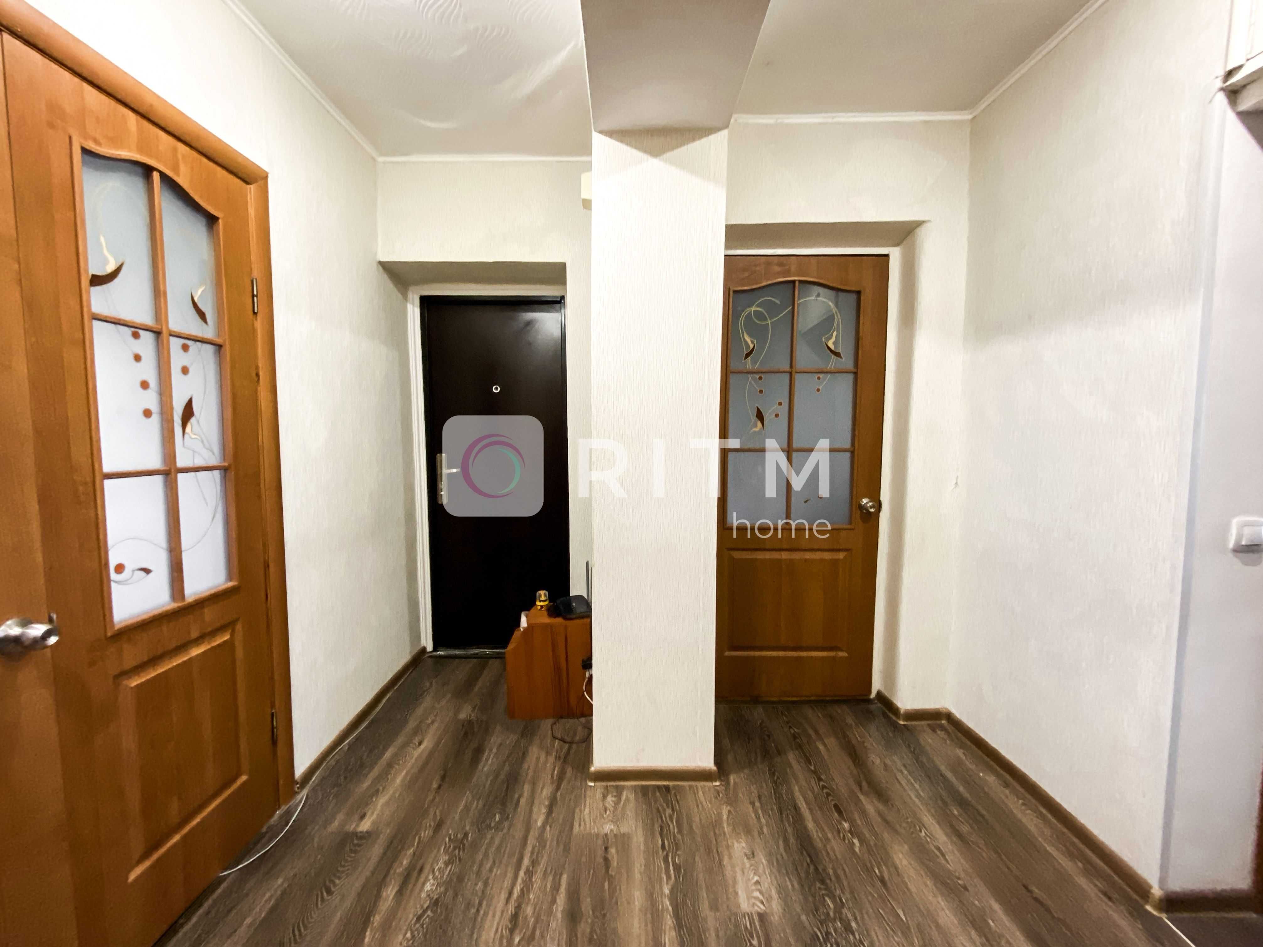 Продаж 2 кімнатної квартири 50 м2 з ремонтом (вул. Наливайка) !!!