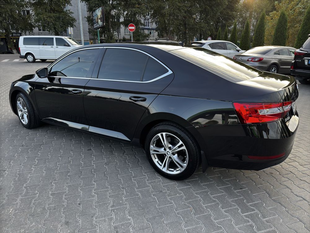 Skoda SuperB Рестайлинг 2.0 TDI