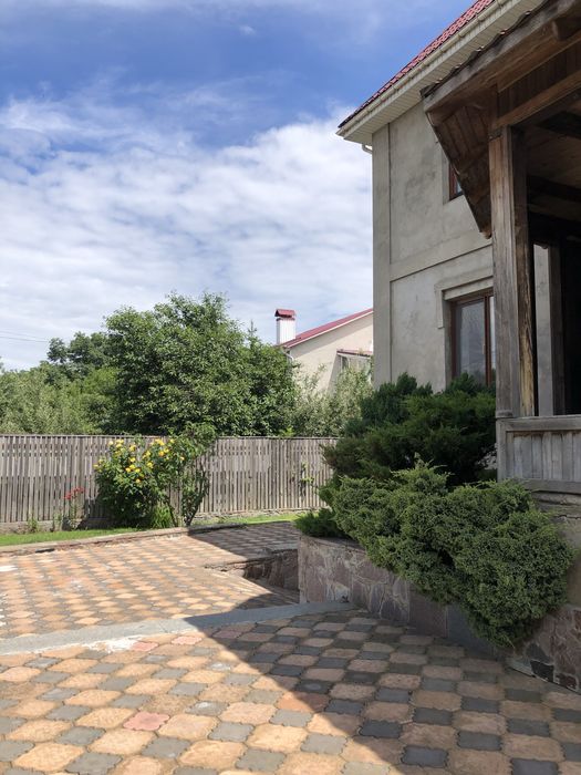 Продаж будинку в Станишівці