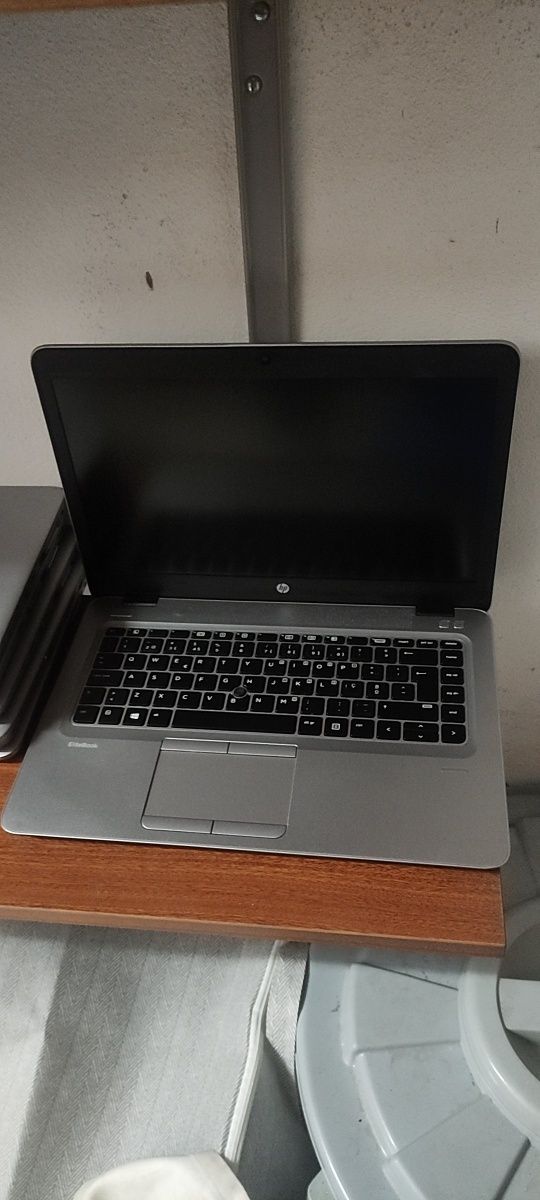Portátil HP Elitebook 745 A10 G4 256GB SSD 8GB Ram