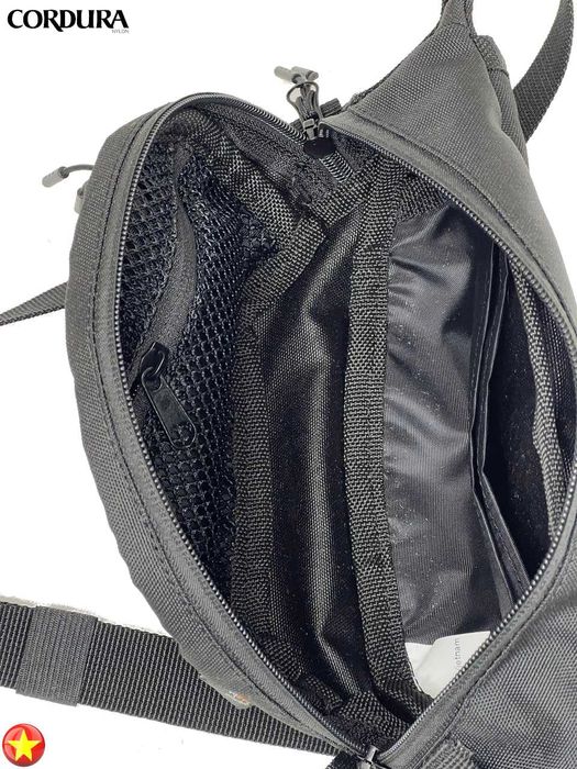 Бананка Nike Cordura 1000D Black — міська сумка з сірим логотипом