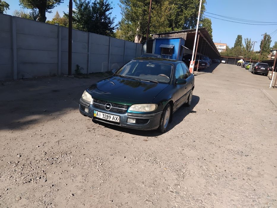 Опель Омега 2.0 газ/бензин. На повному ходу