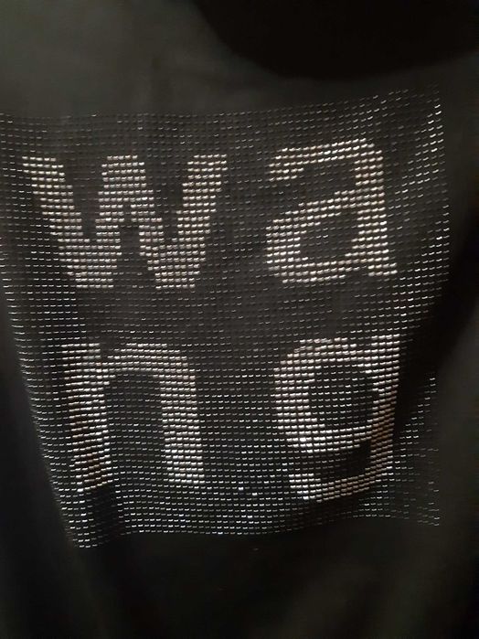 Безрукавка с капюшоном