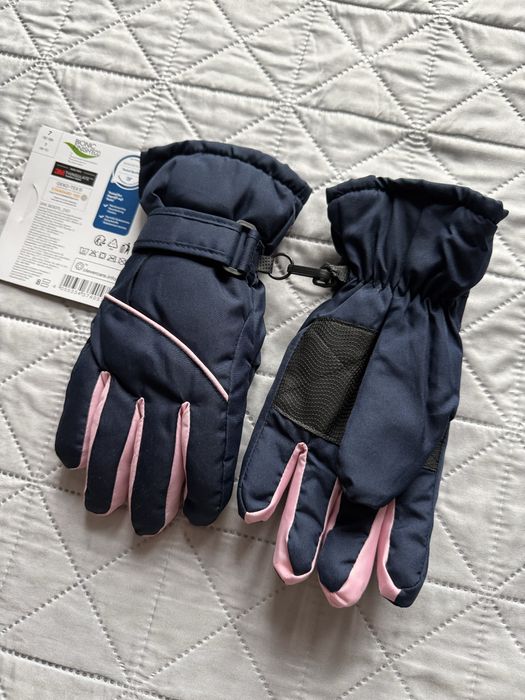 Нові зимові лижні рукавиці для дівчинки