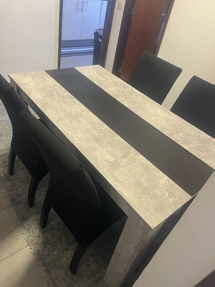 Mesa jantar com 4 cadeiras