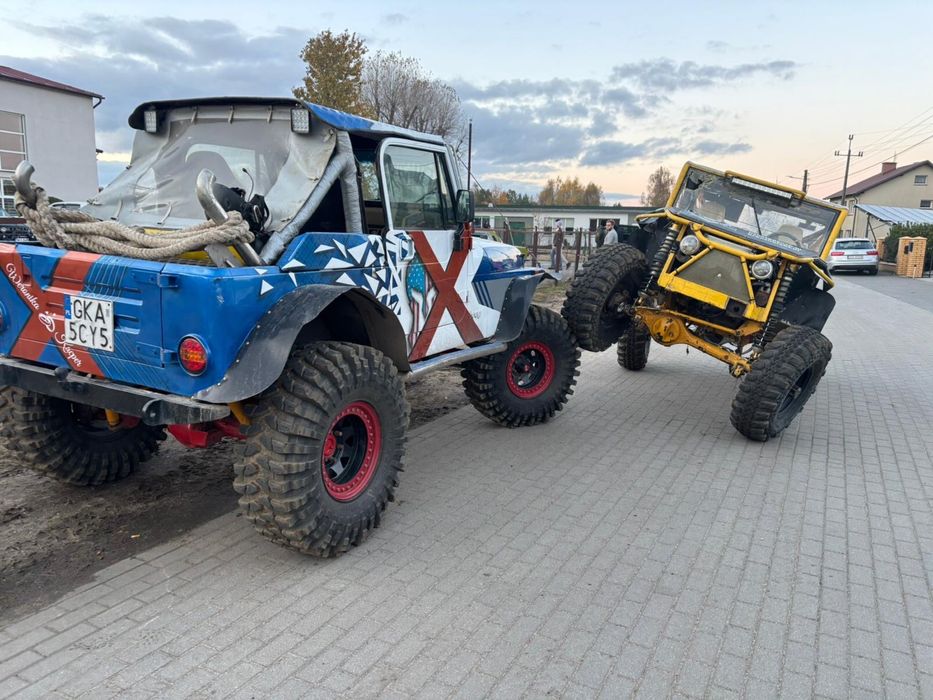 zmota BMW pajero Toyota. Rajdy 4x4