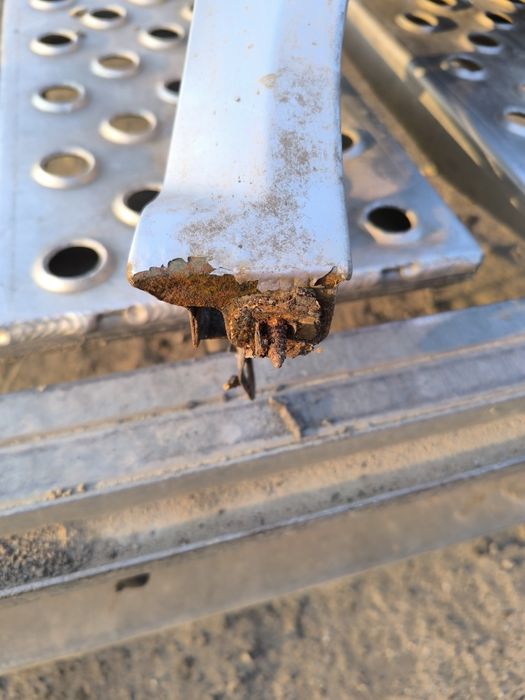 VW golf IV błotnik prawy