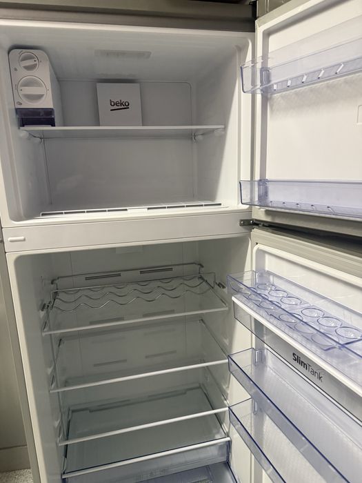Geladeira da beko semi nova