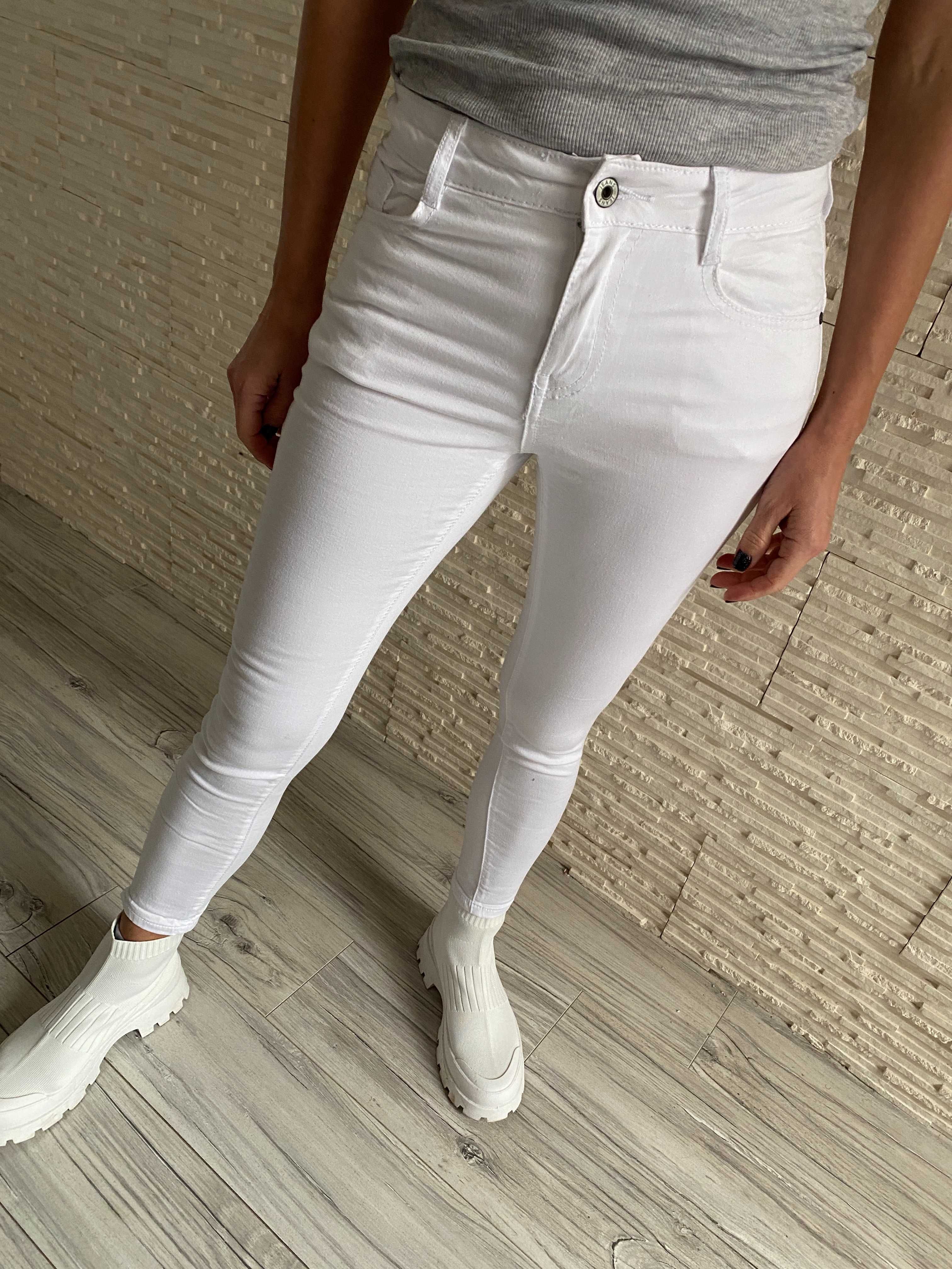 Water jeans nowe ultra miękkie rurki - białe push up S