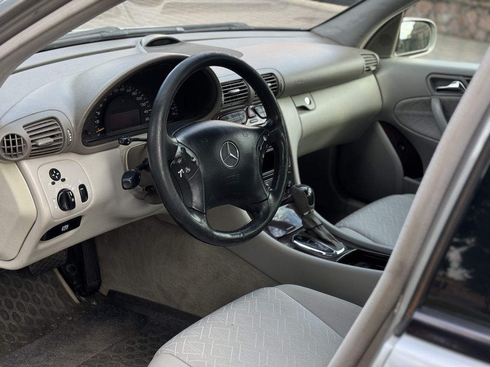 Продам Mercedes-Benz C-Class свіжо пригнаний