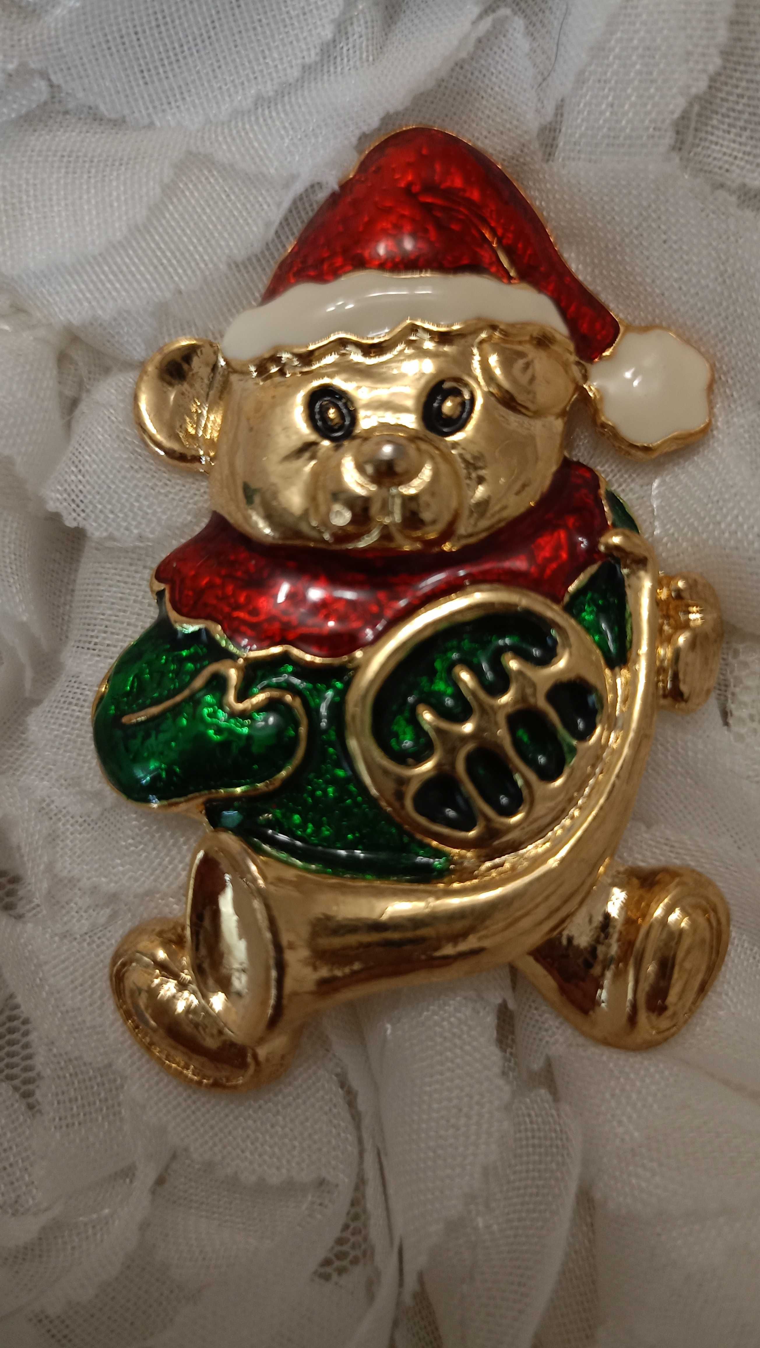 Винтажная брошь Butler and Wilson,ведмедики,камні