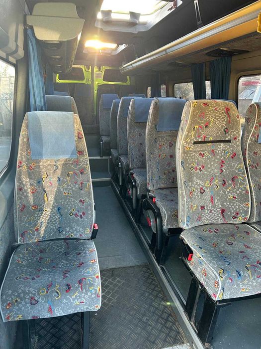 Autobus sprinter 519