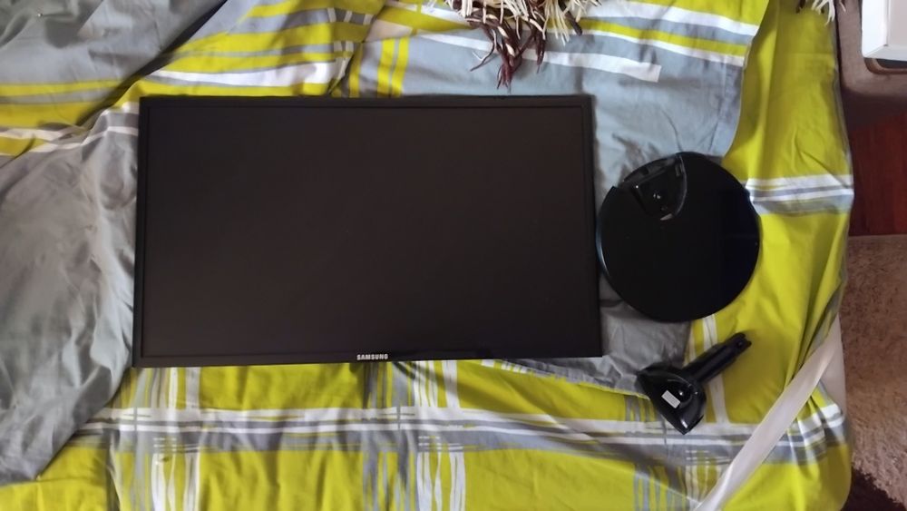 монітор самсунг s24f350fhi 23.5 дюйм