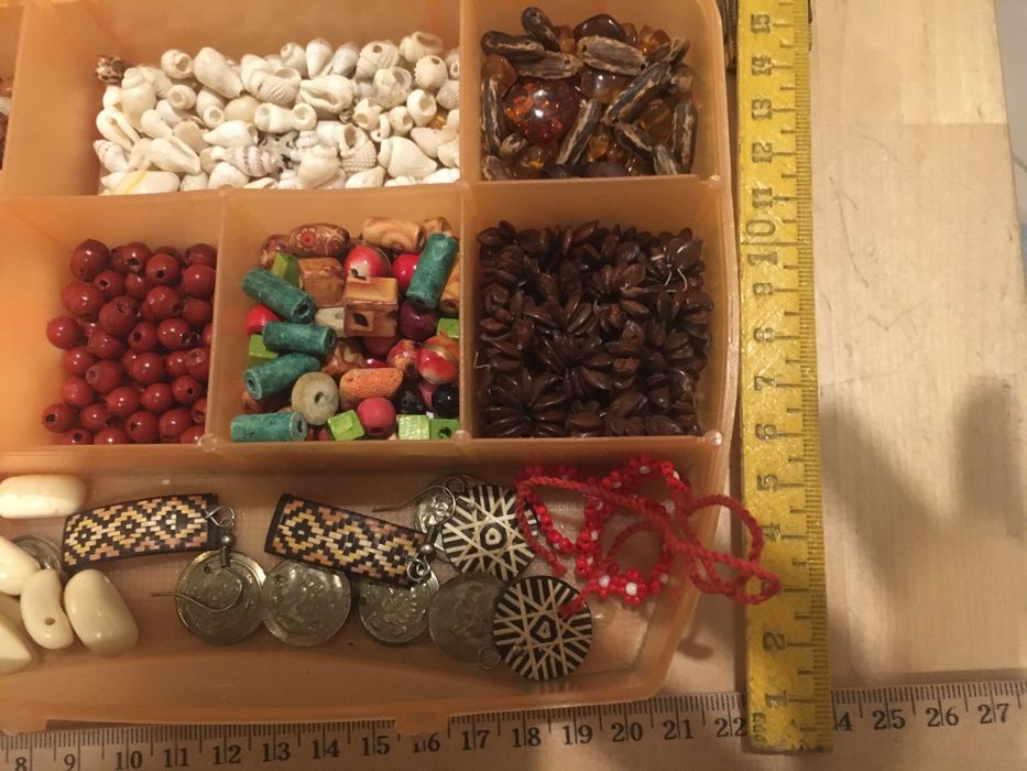 Koraliki naturalne, zestaw z pudelkiem