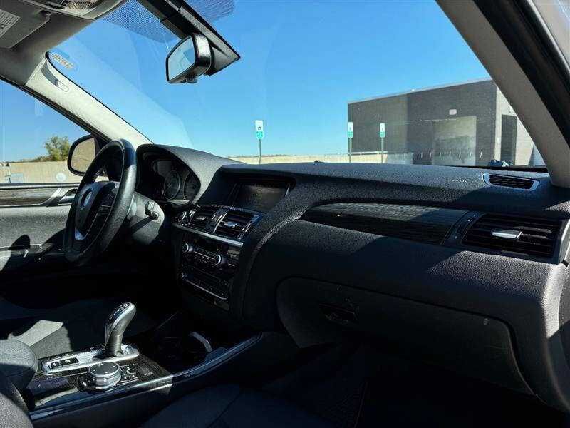 2016    BMW    X4