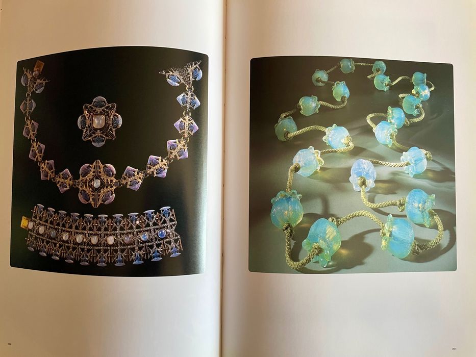 Rene Lalique : catálogo exposição realizada no MoMat (Tokyo) em 1992