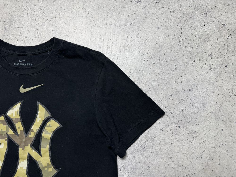 Мужская Футболка Nike New York Yankees С Большим Лого XS-S