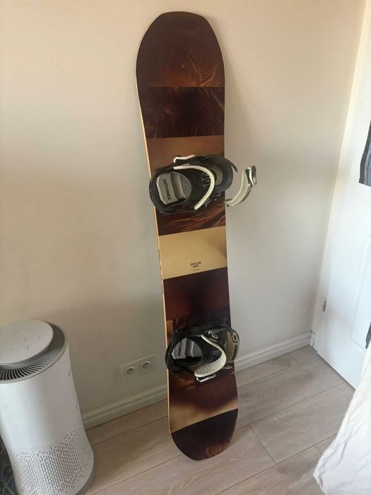 Deska snowboardowa Bataleon Boss + wiązania Switchback
