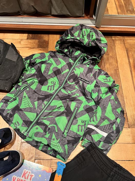 Одяг, взуття, іграшки