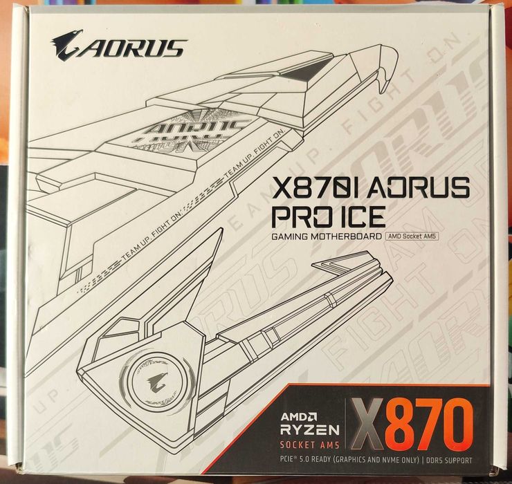 Материнська плата Gigabyte X870I AORUS PRO ICE (sAM5, AMD X870)