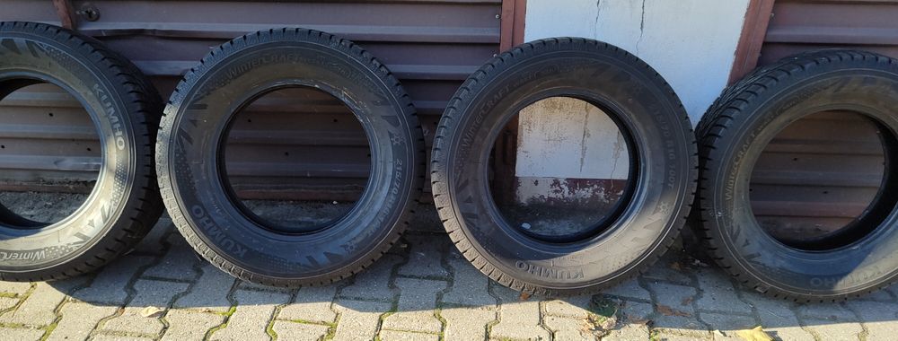 Opony zimowe 215/70 R16 100T KUMHO Wintercraft WS51 SUV